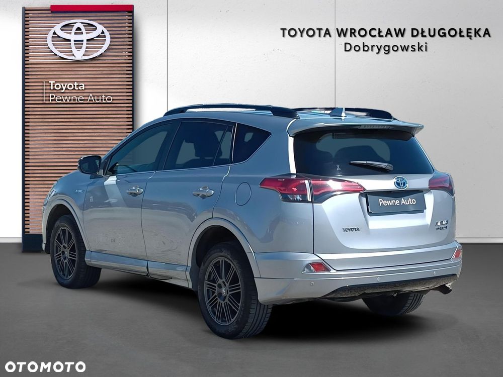 Toyota RAV4 - 5