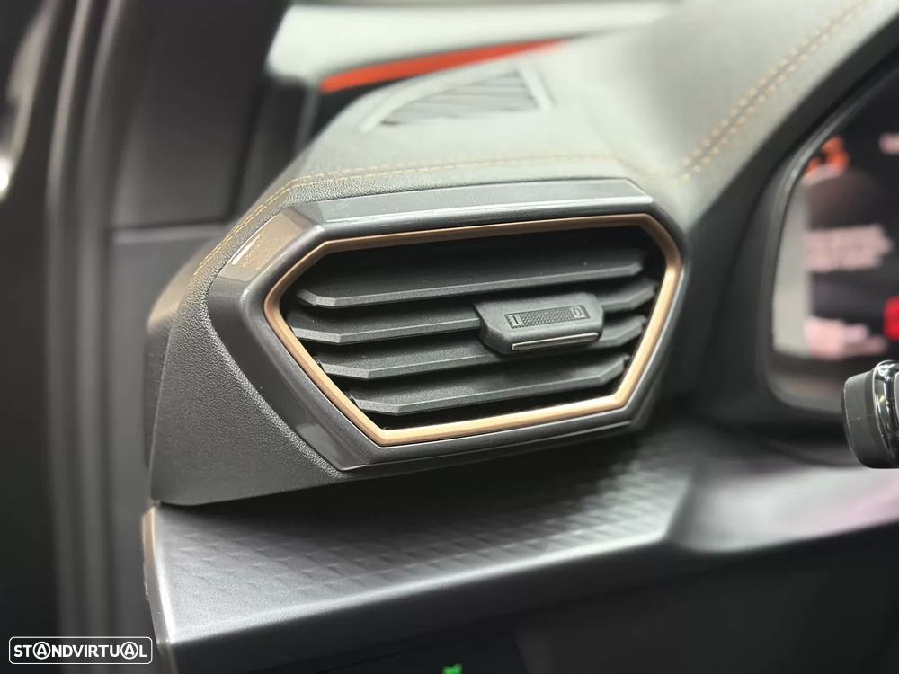 Cupra Formentor 1.5 eTSI DSG - 16