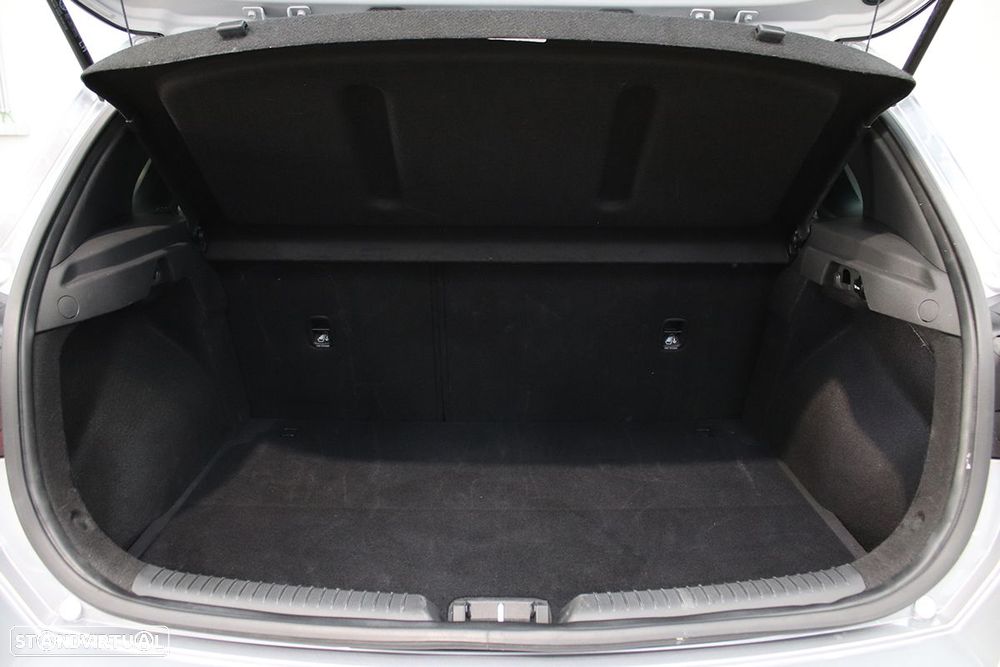 Hyundai i30 1.0 T-GDI Style Plus DCT - 22
