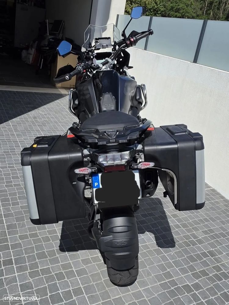 BMW R 1250 GS Triple Black - 10