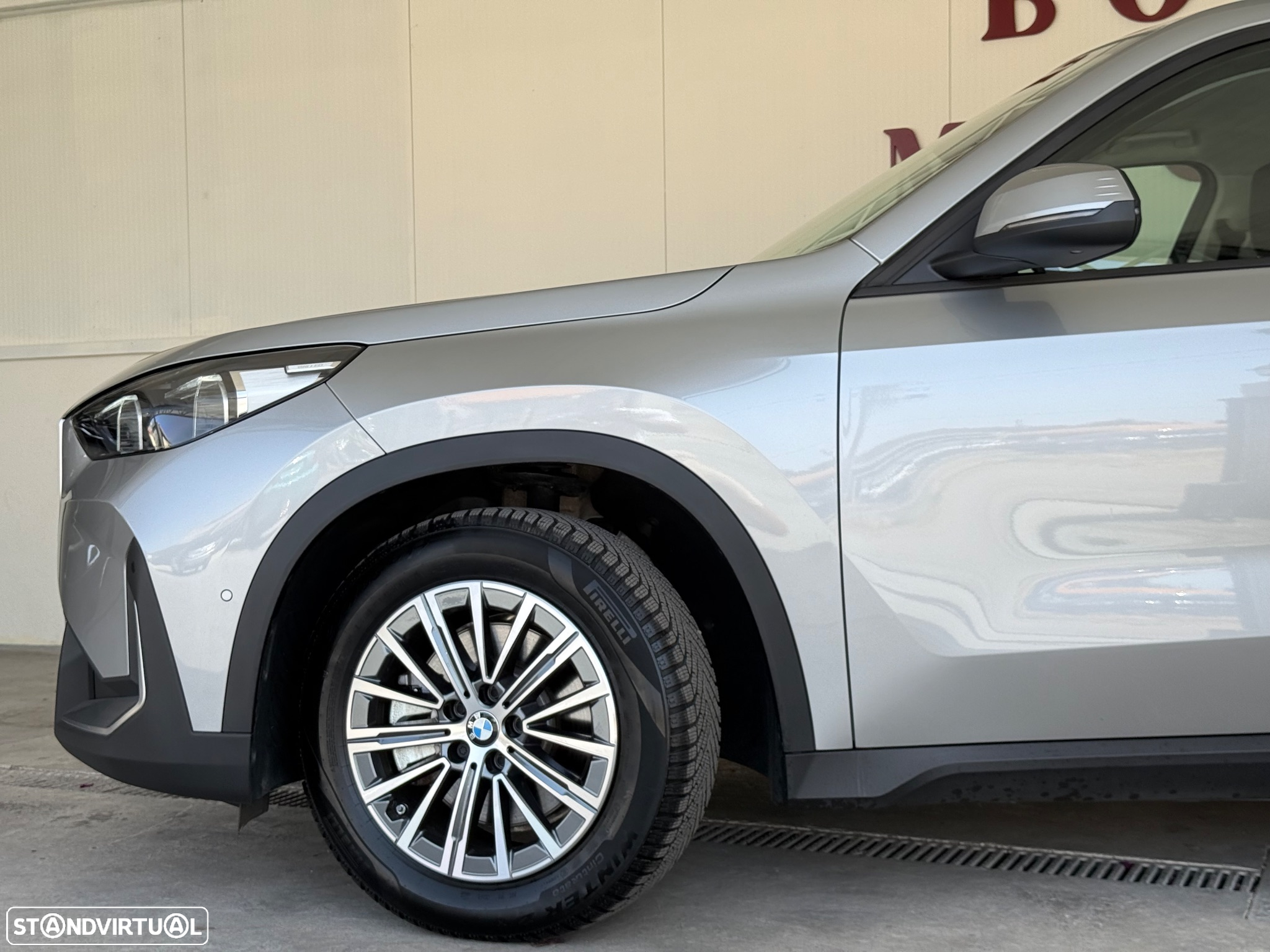 BMW iX1 xDrive30 - 7