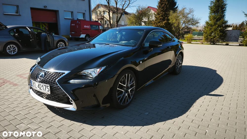 Lexus RC - 11