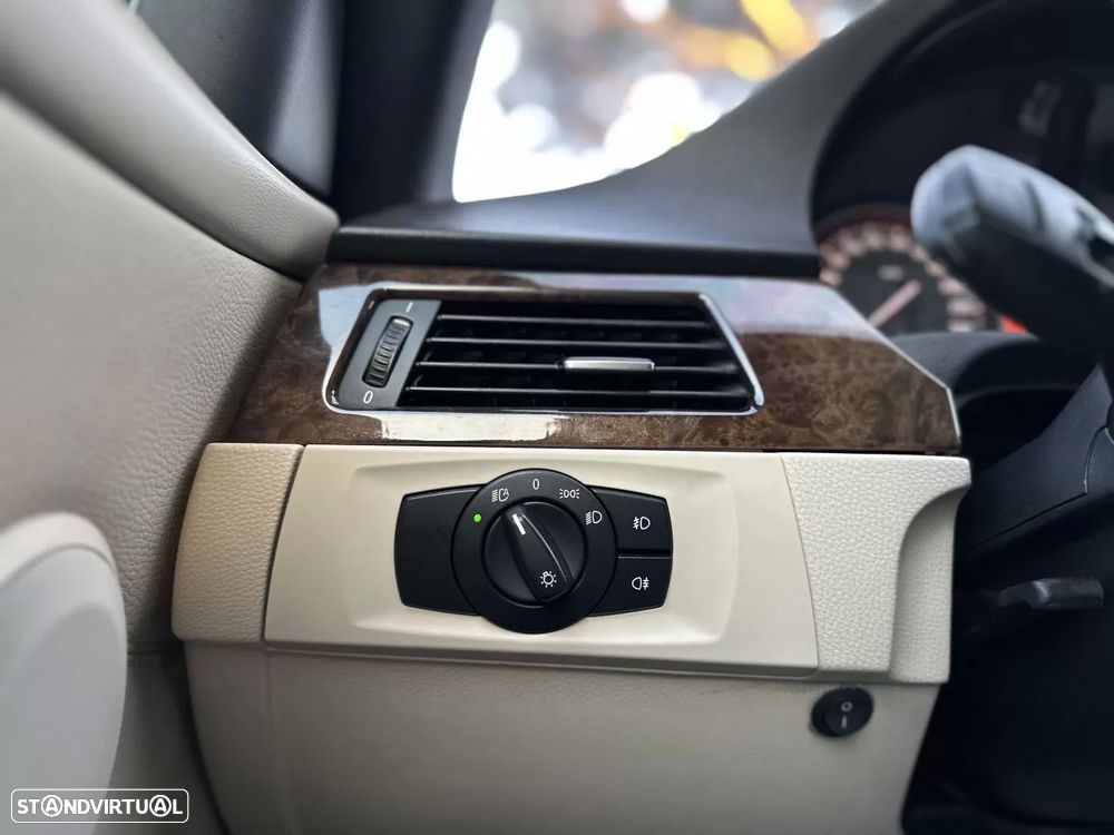 BMW 320 d Coupe - 37