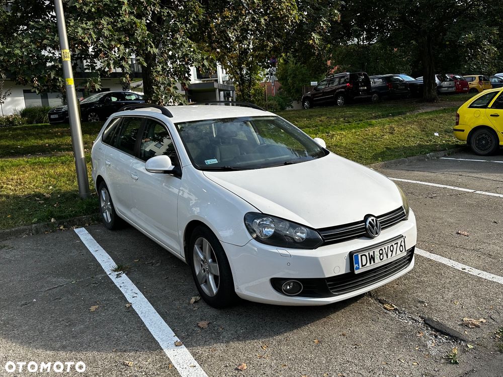 Volkswagen Golf - 2
