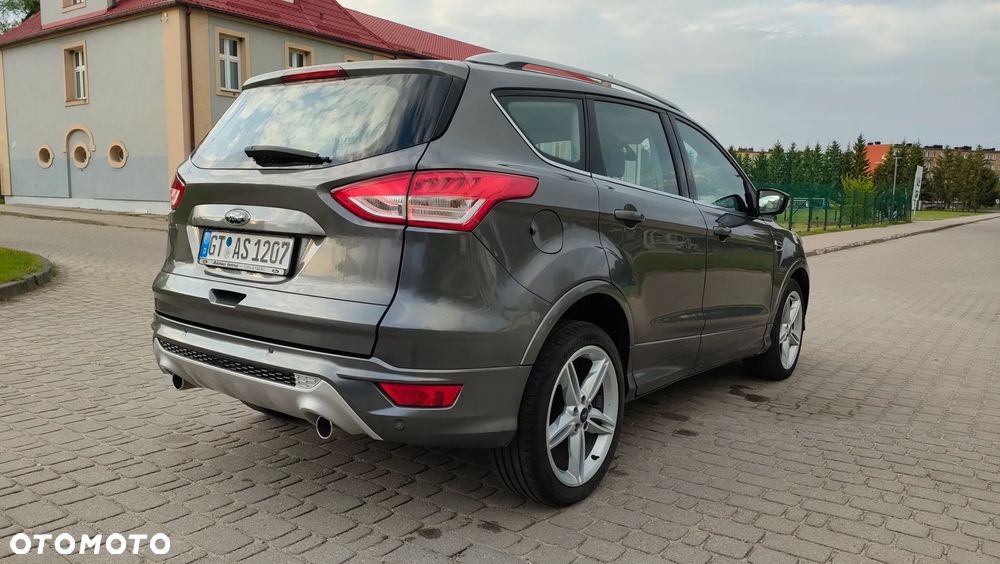Ford Kuga 2.0 TDCi 4x4 Titanium - 6