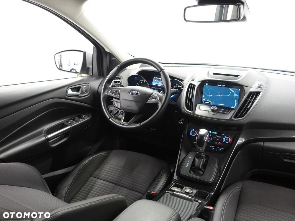 Ford Kuga - 29