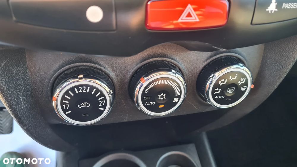 Mitsubishi ASX - 25