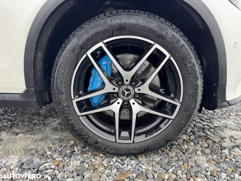 Mercedes-Benz GLC - 10