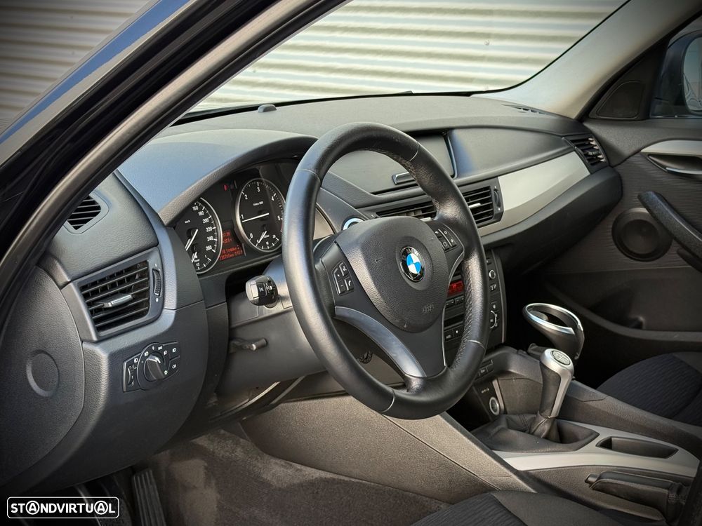 BMW X1 18 d sDrive - 11