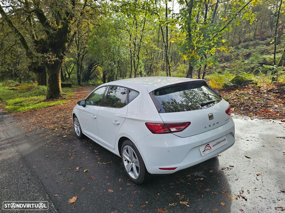 SEAT Leon 1.6 TDI S&S Style - 29