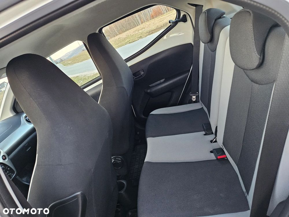 Toyota Aygo City - 8