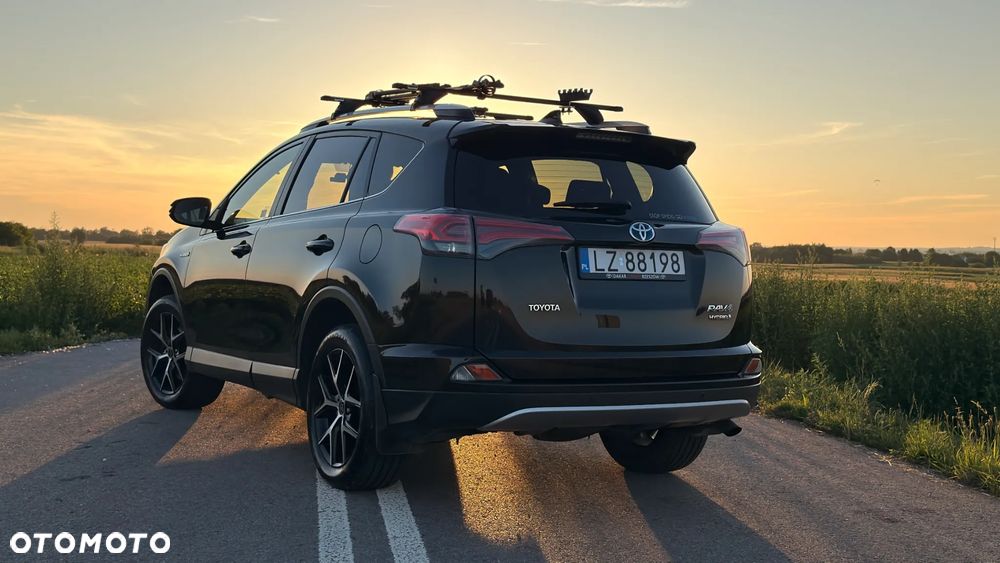 Toyota RAV4 Hybrid Premium 4x2 - 15
