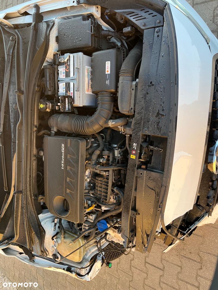 Hyundai i30 1.4 T-GDI Premiere Luxury - 11