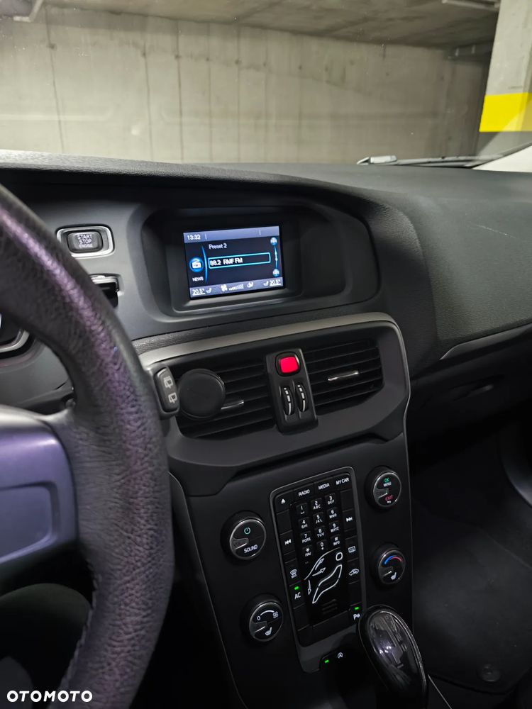 Volvo V40 T4 Base - 10