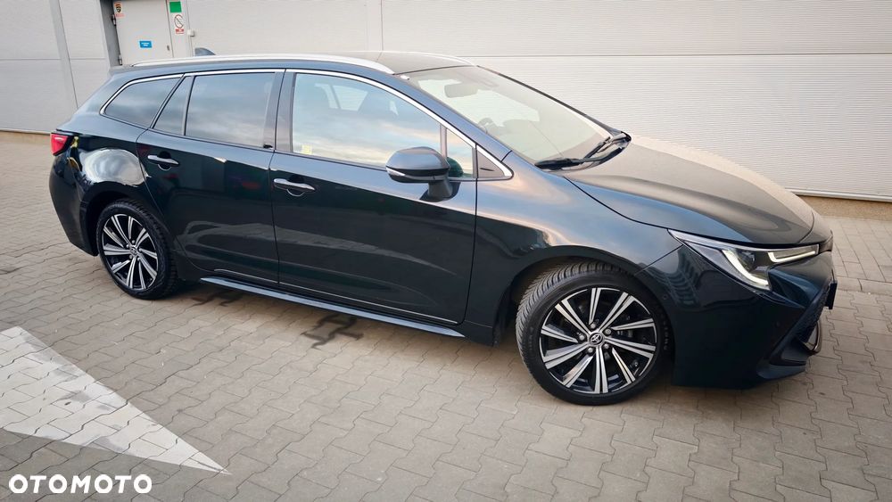 Toyota Corolla 1.8 Hybrid Comfort - 39