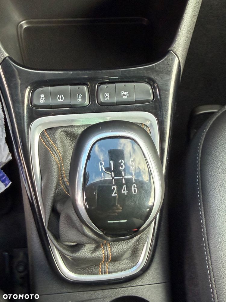 Opel Crossland X - 24