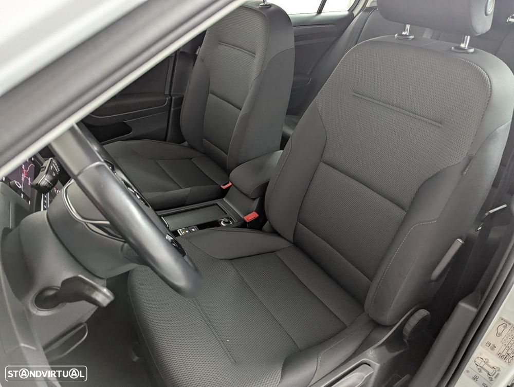 VW Golf 1.5 TSI BM Stream - 24