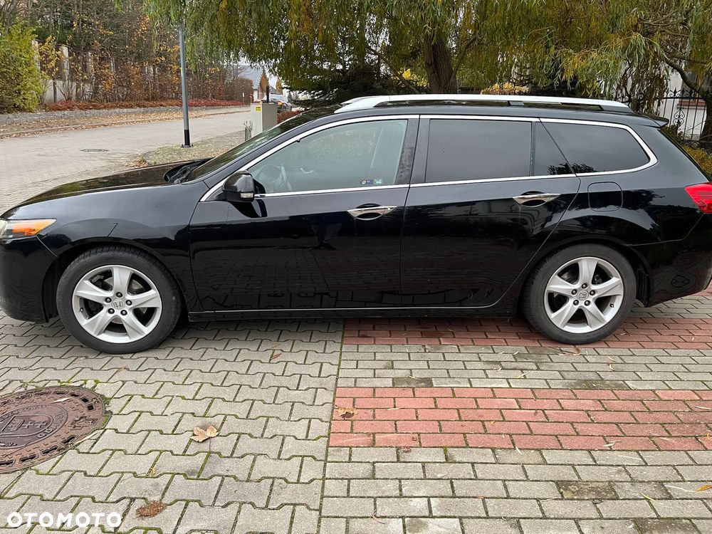 Honda Accord 2.0 Executive - 11