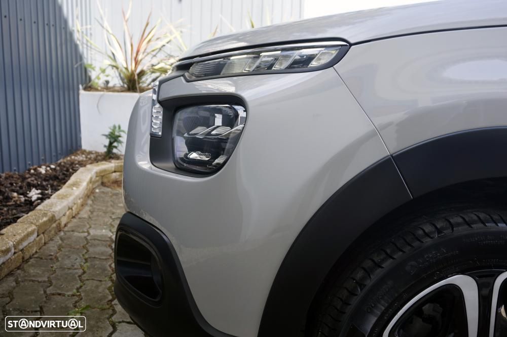 Citroën C3 1.2 PureTech Shine - 26