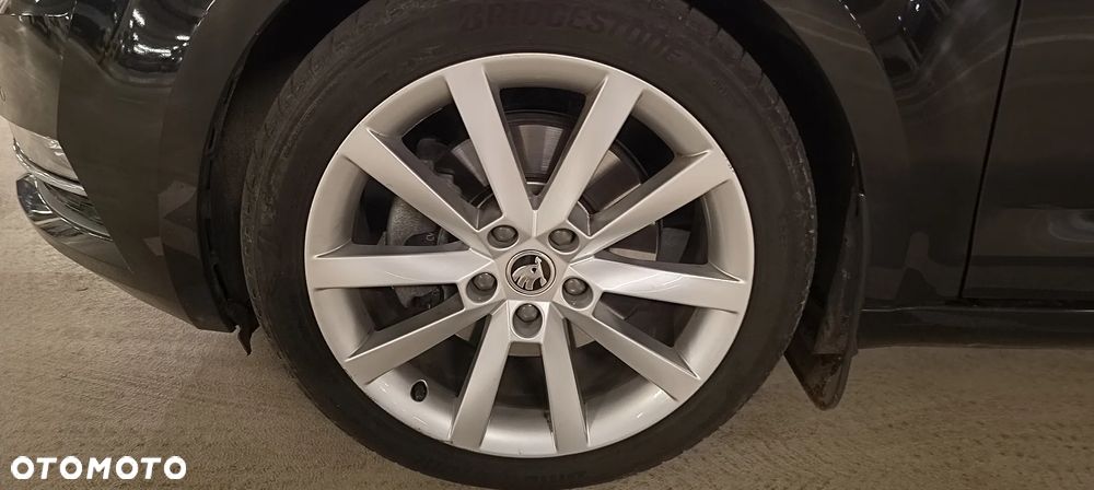 Skoda Octavia 2.0 TSI 4x4 Style DSG - 3