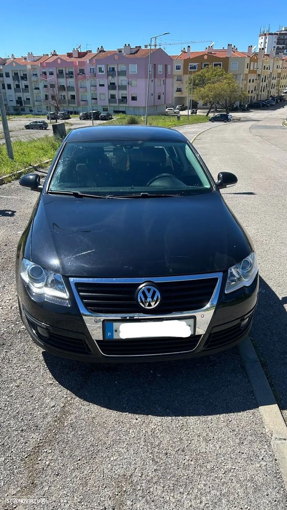 VW Passat - 1