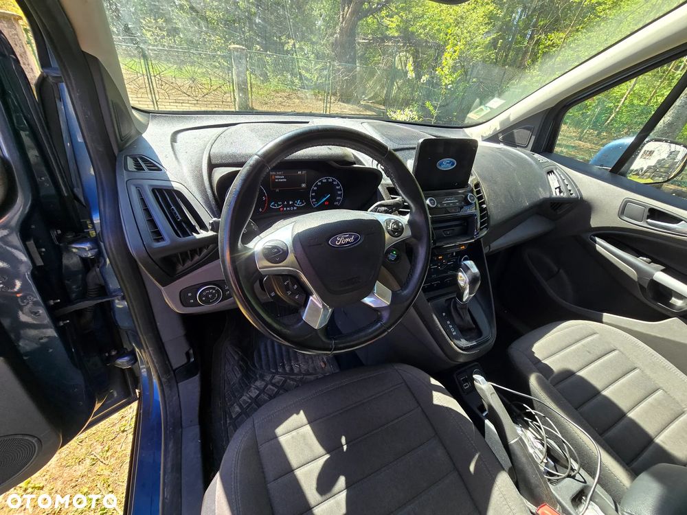 Ford Transit Connect - 11