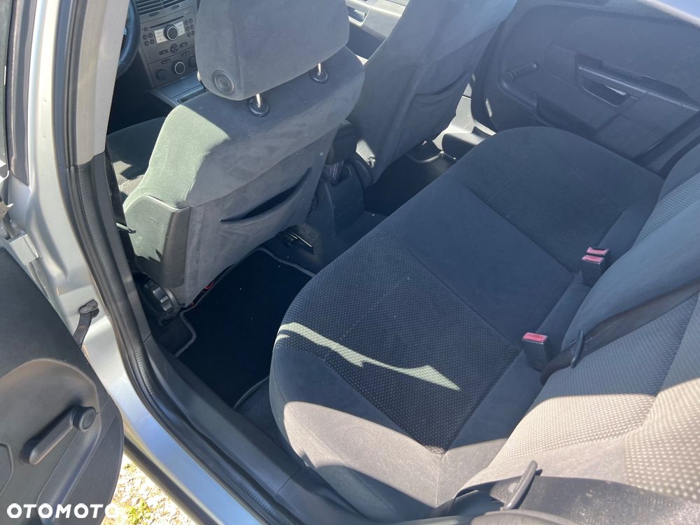 Opel Astra 1.7 CDTI Elegance - 8