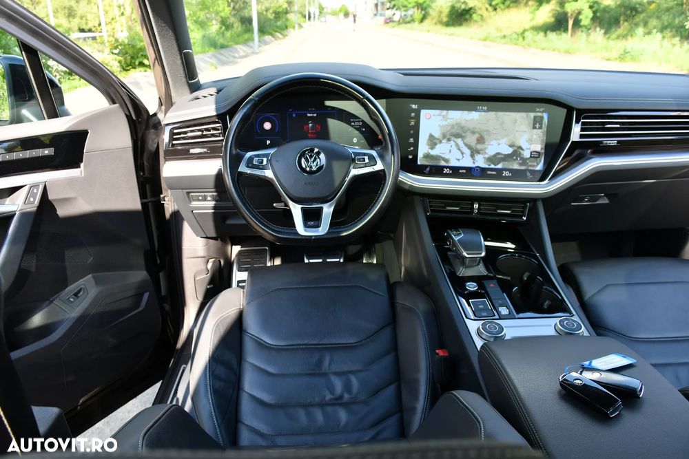 Volkswagen Touareg V6 TDI SCR 4Motion Aut. R-Line FINAL EDITION - 35