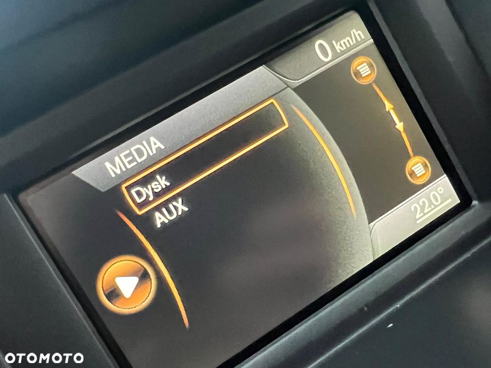 Volvo V40 - 27