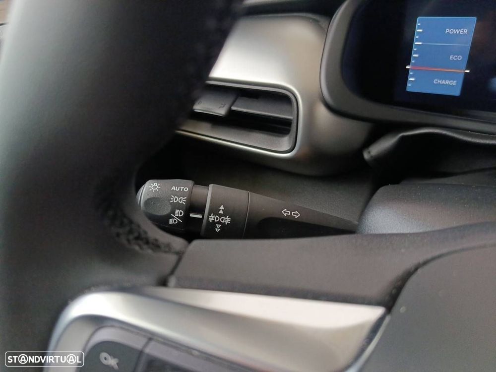 Jeep Avenger 54 kWh Summit - 14