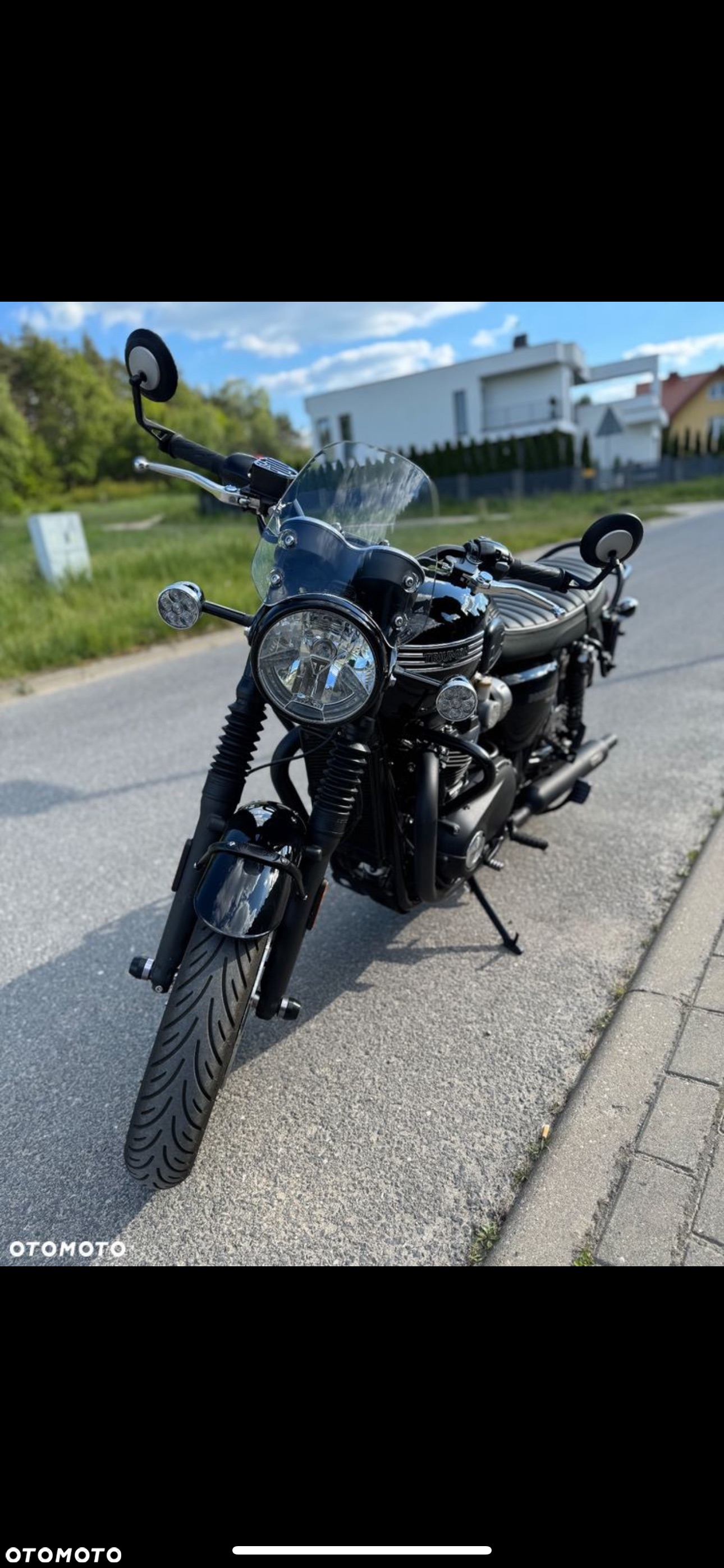 Triumph Bonneville - 7