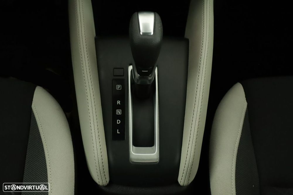 Nissan Micra 1.0 IG-T N-Design Black CVT - 12