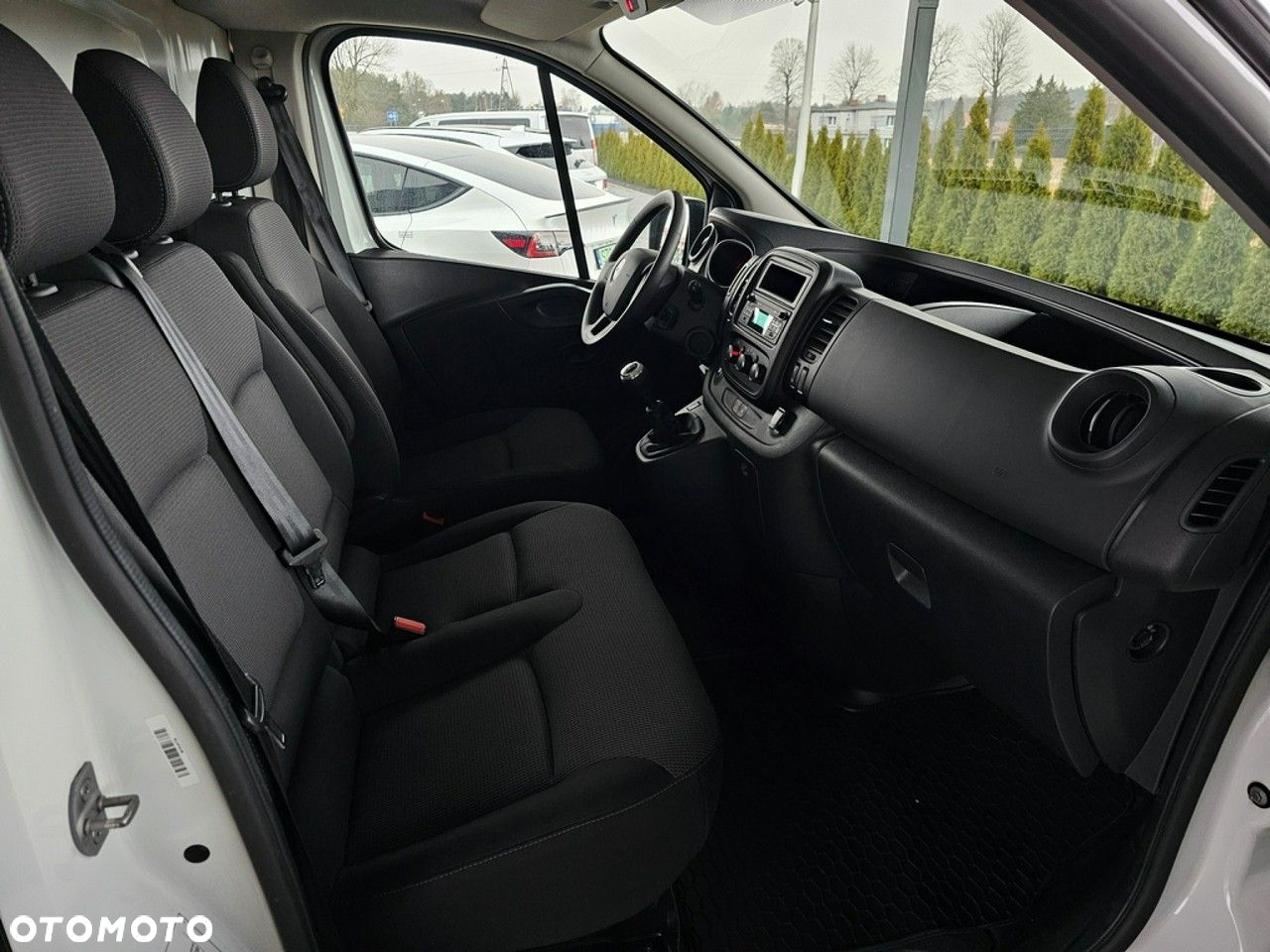 Renault Trafic - 19