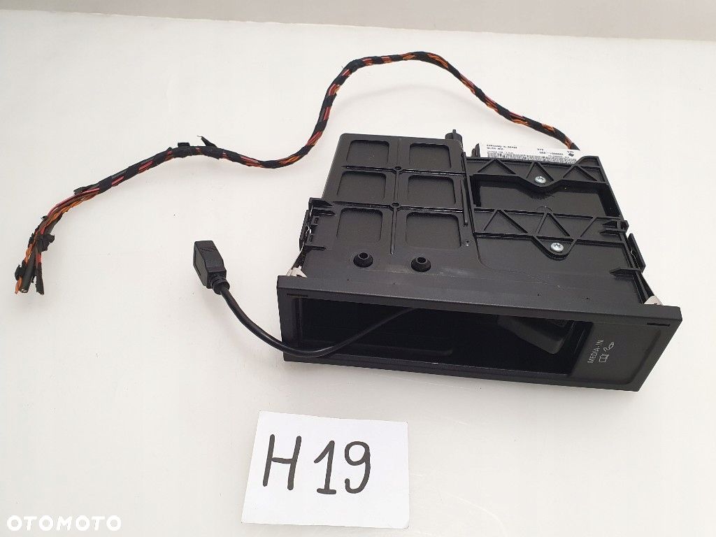 INTERFACE MULTIMEDIALNY VW PASSAT GOLF VI 5N0 - 1