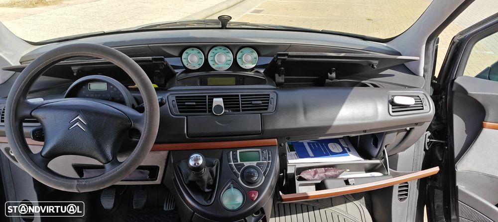 Citroën C8 2.0 HDi SX - 12