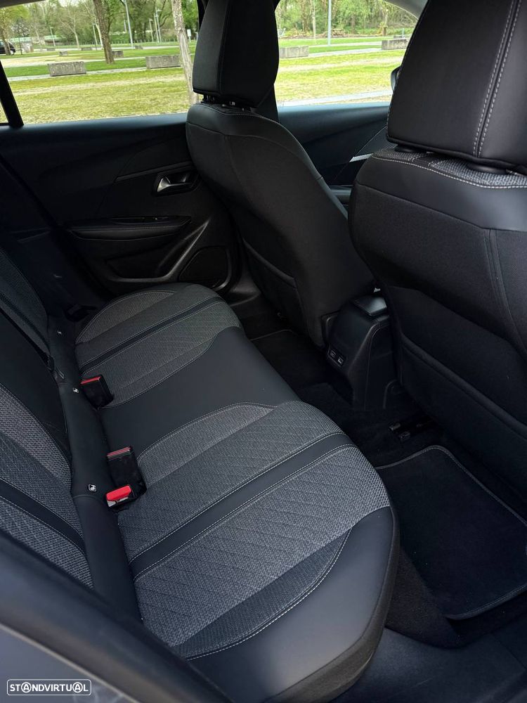 Peugeot e-208 Active - 20