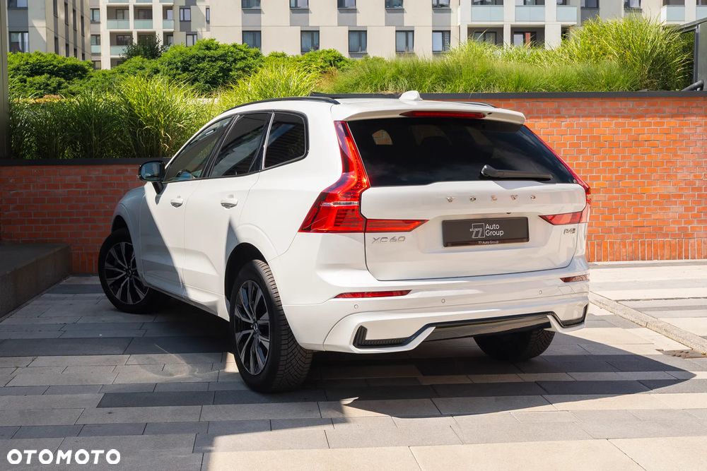 Volvo XC 60 B4 D AWD Plus Dark