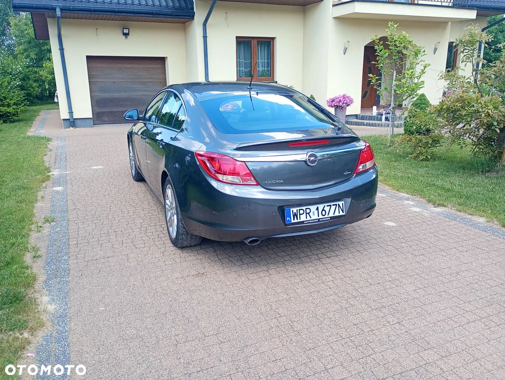 Opel Insignia 1.8 Sport - 12