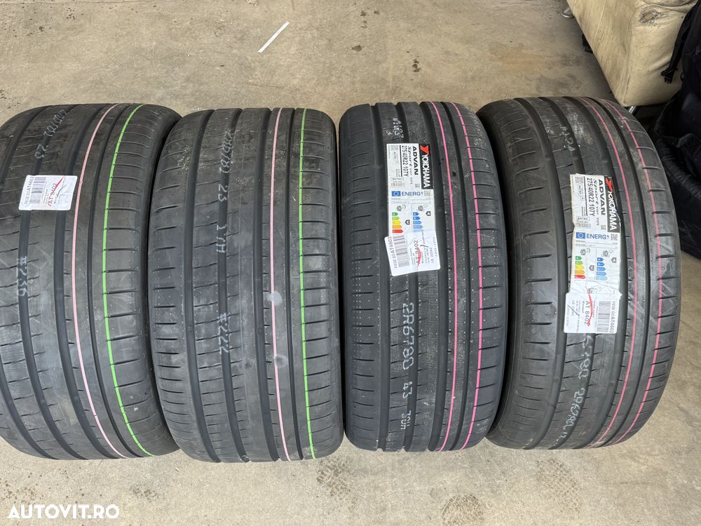 Vând set anvelope 275/40/22-315/35/22 Yokohama de vară noi
