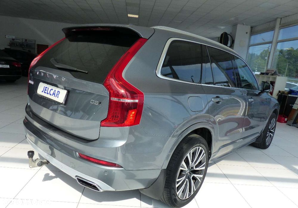 Volvo XC 90 D5 SCR AWD Momentum - 10