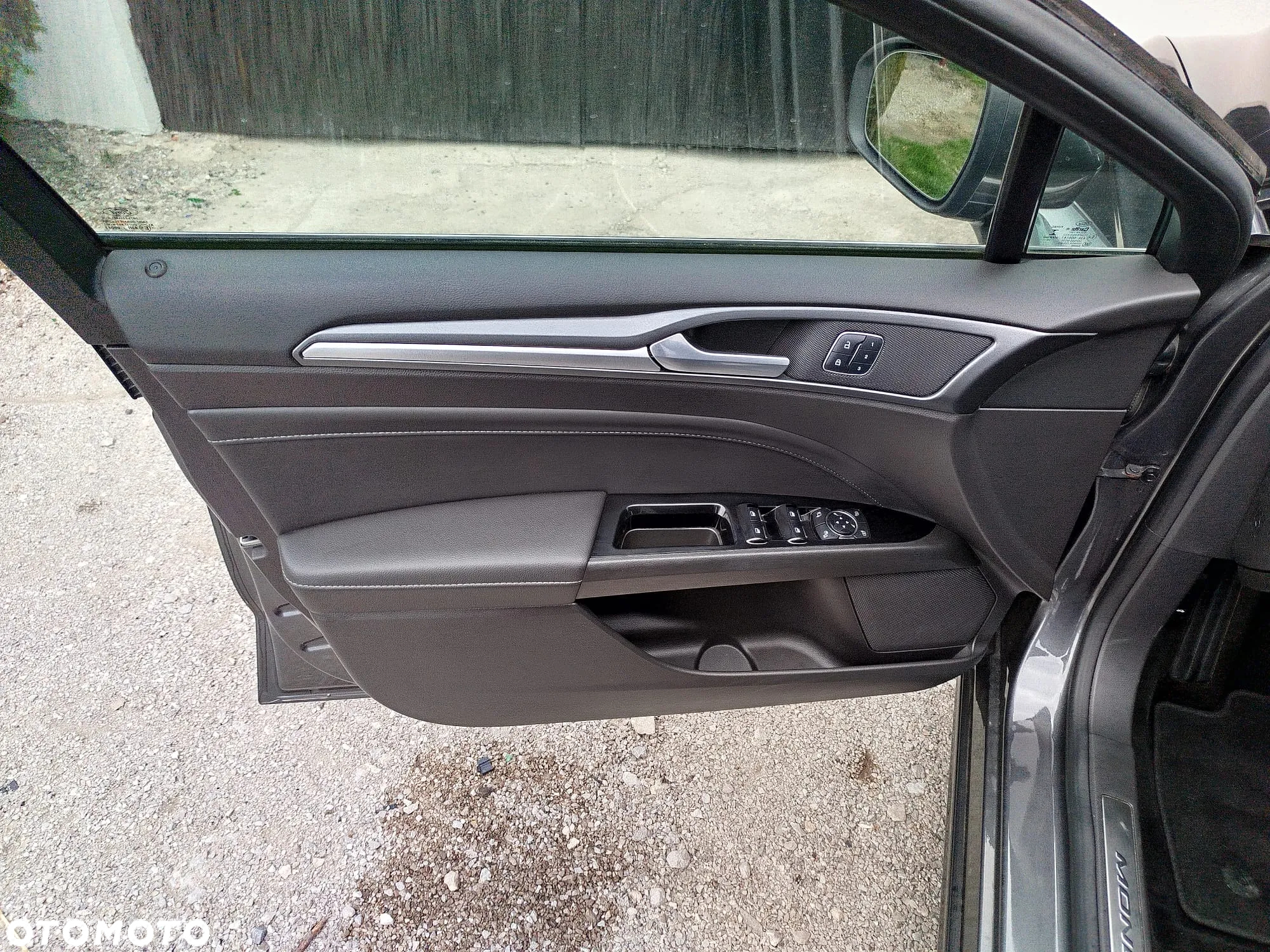 Ford Mondeo 2.0 TDCi Titanium PowerShift - 27