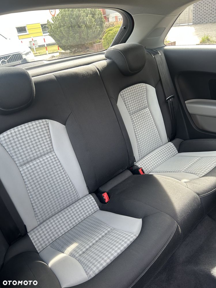 Audi A1 3-drzwiowe 1.4 TFSI S tronic Ambition - 12