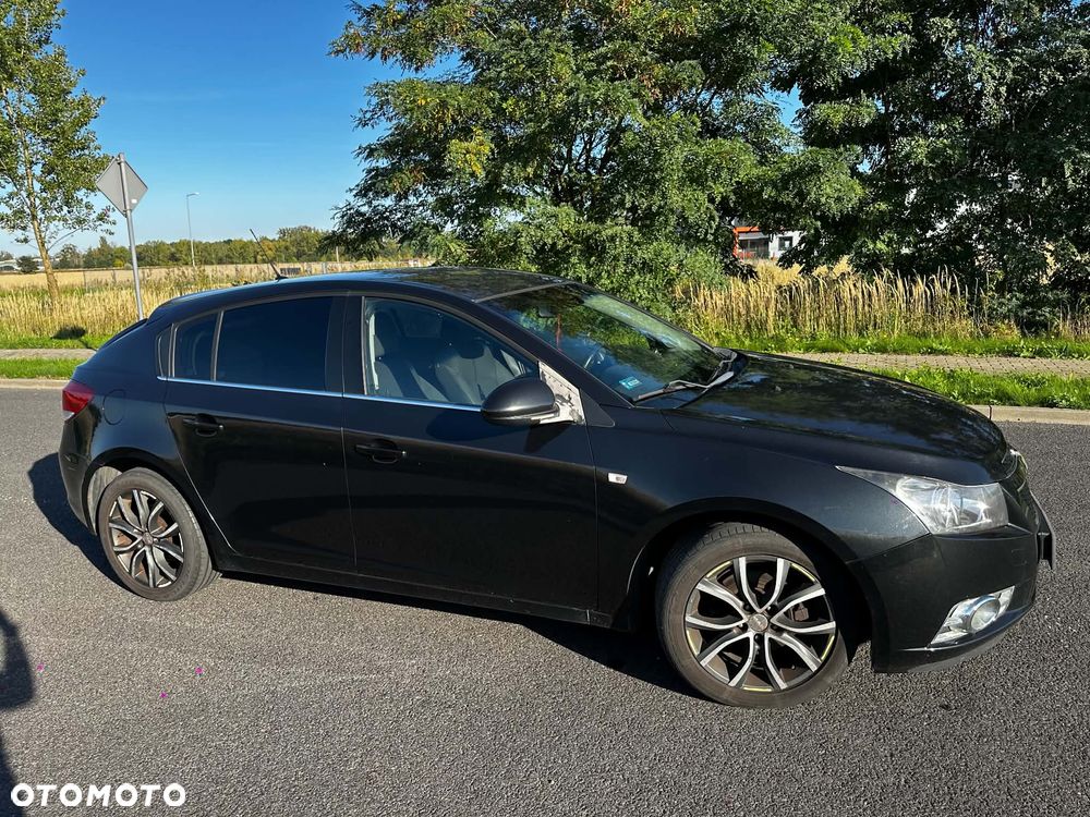 Chevrolet Cruze - 10