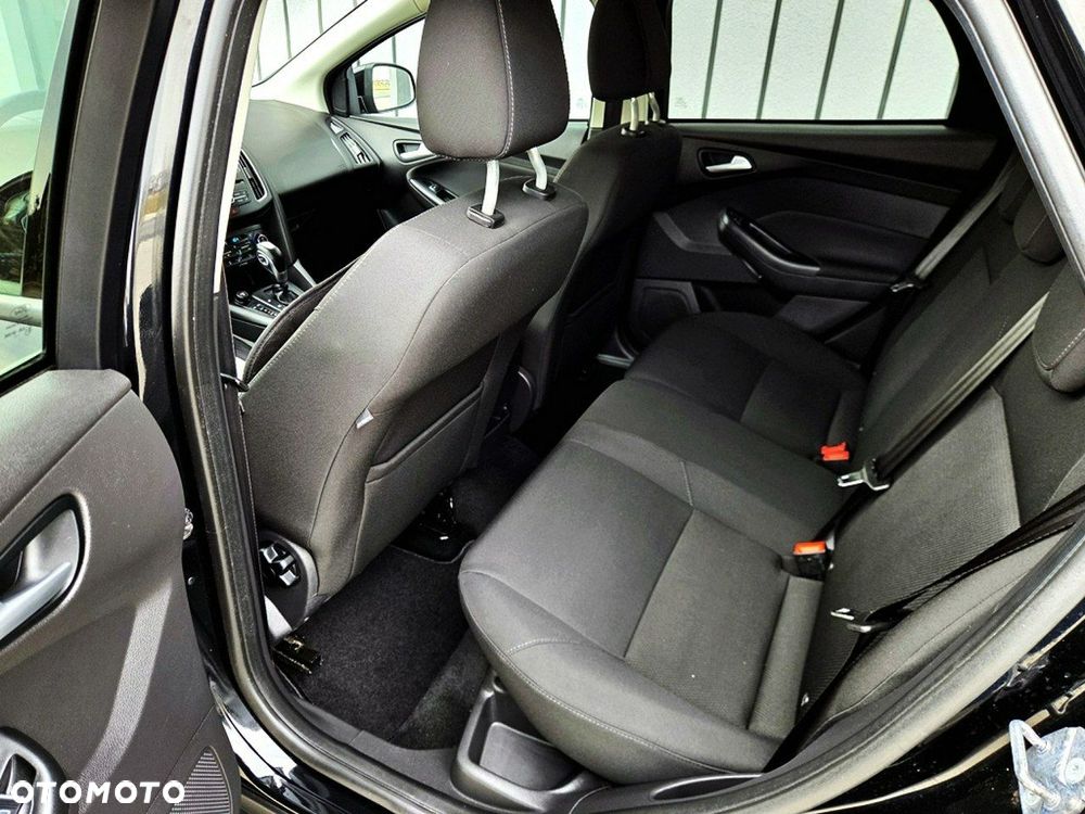 Ford Focus - 8