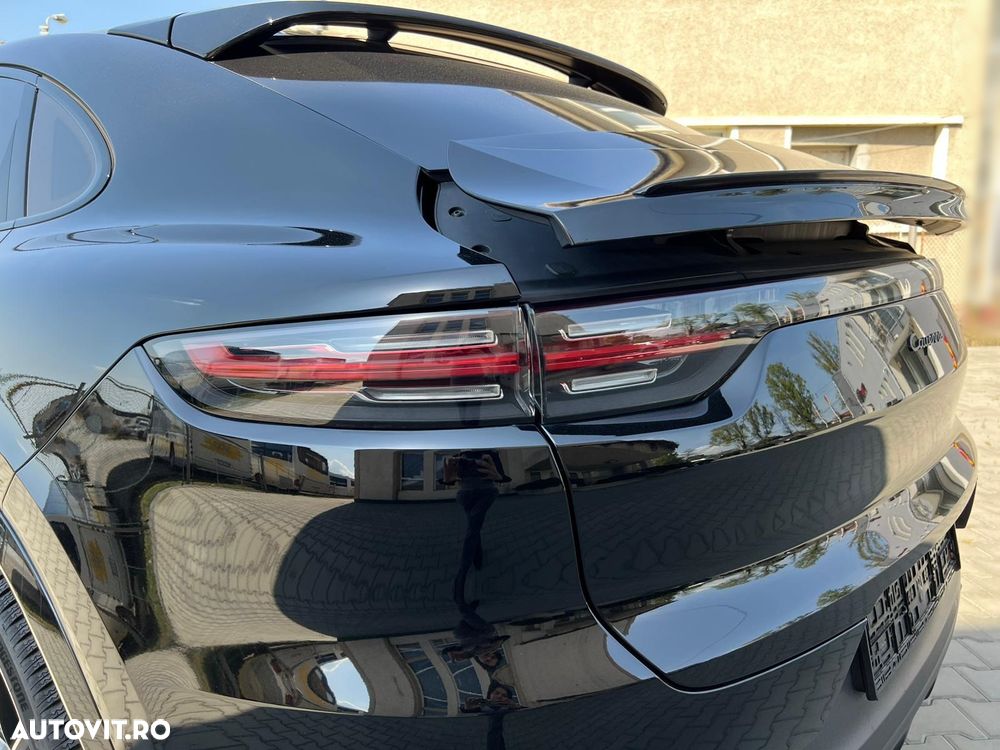 Porsche Cayenne Coupe - 9
