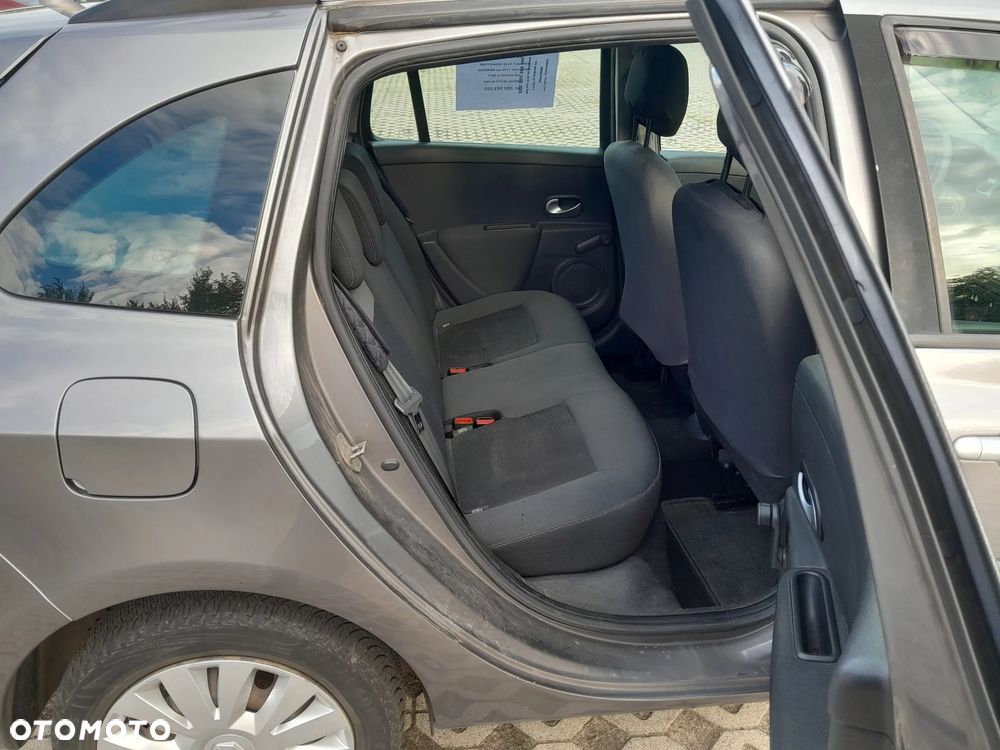 Renault Clio 1.2 16V Alize - 7