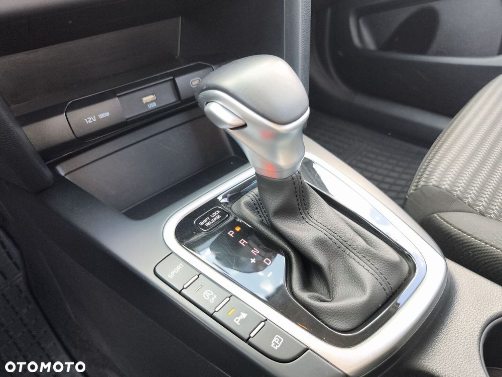 Kia Ceed 1.5 T-GDI M DCT - 20