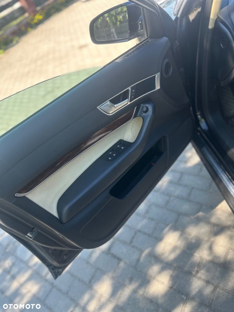 Audi A6 Avant 3.0 TDI DPF quattro tiptronic - 19