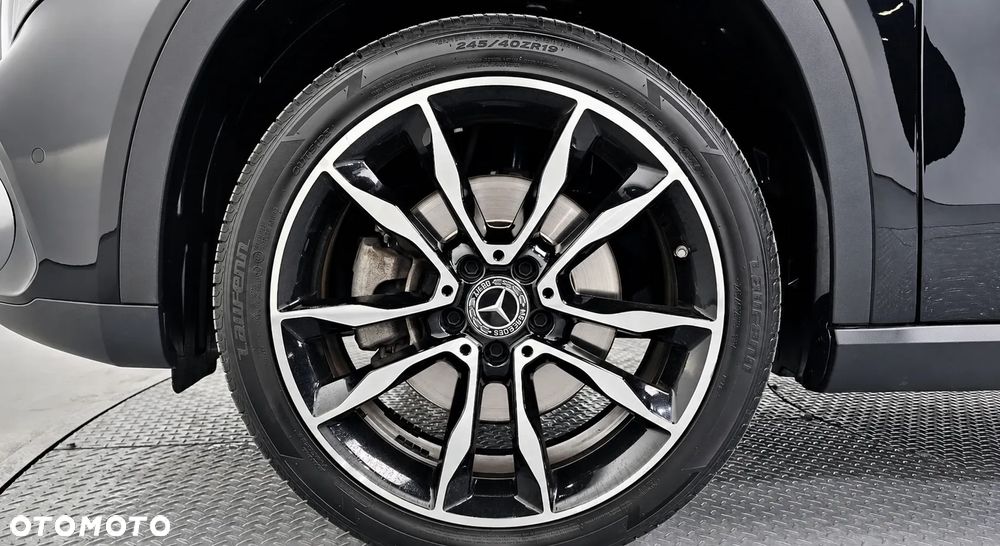 Mercedes-Benz GLA 250 7G-DCT - 15