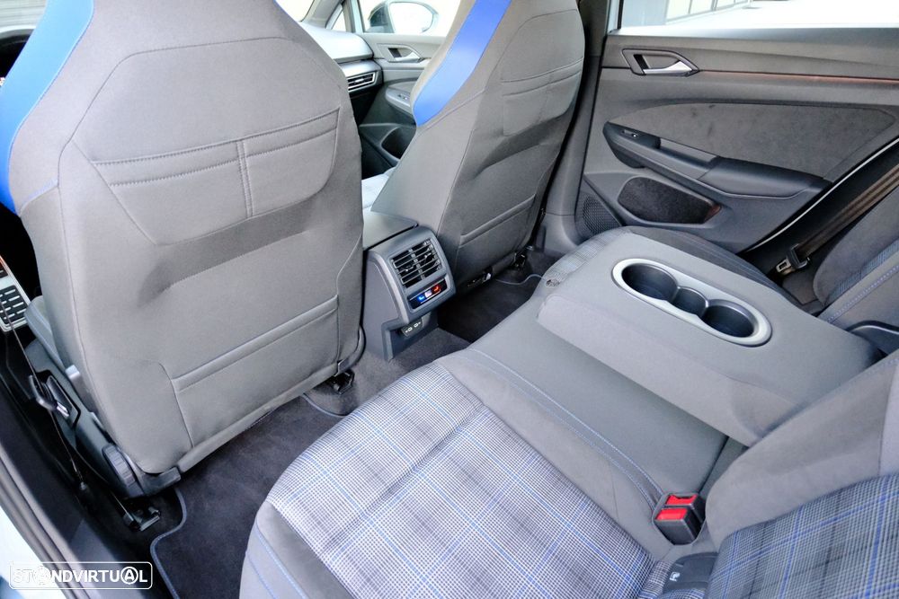 VW Golf 1.5 TSI e-Hybrid GTE DSG - 10